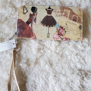 Women's Silver Wallet NWT‎